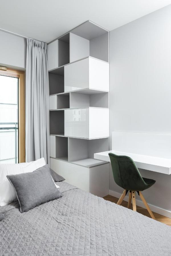 Luxury Apartments Mennica Residence - Golden Apartments - City Center Varsovie Extérieur photo