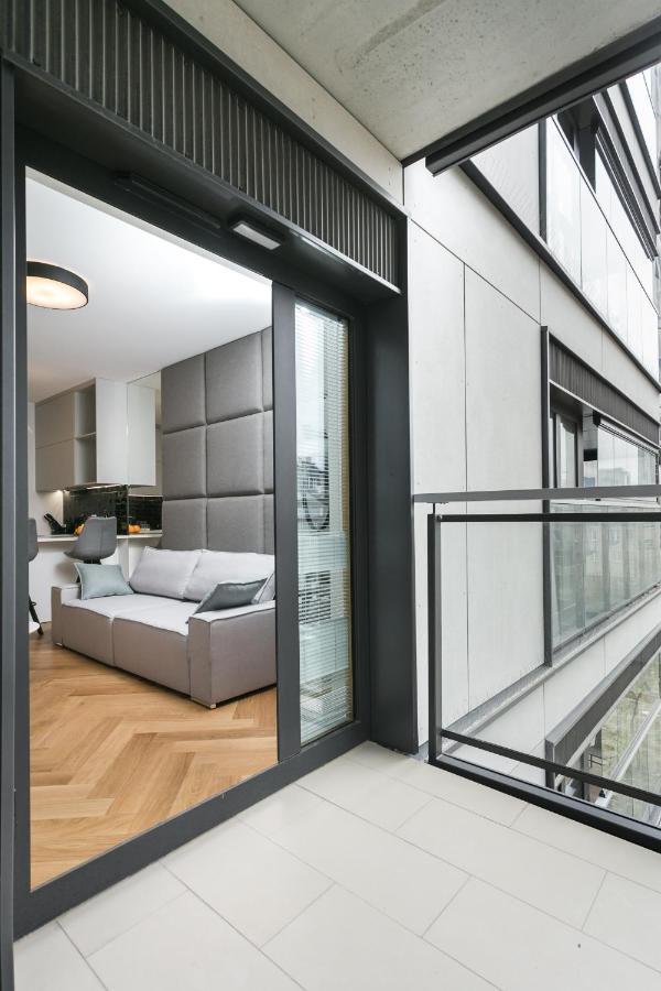 Luxury Apartments Mennica Residence - Golden Apartments - City Center Varsovie Extérieur photo