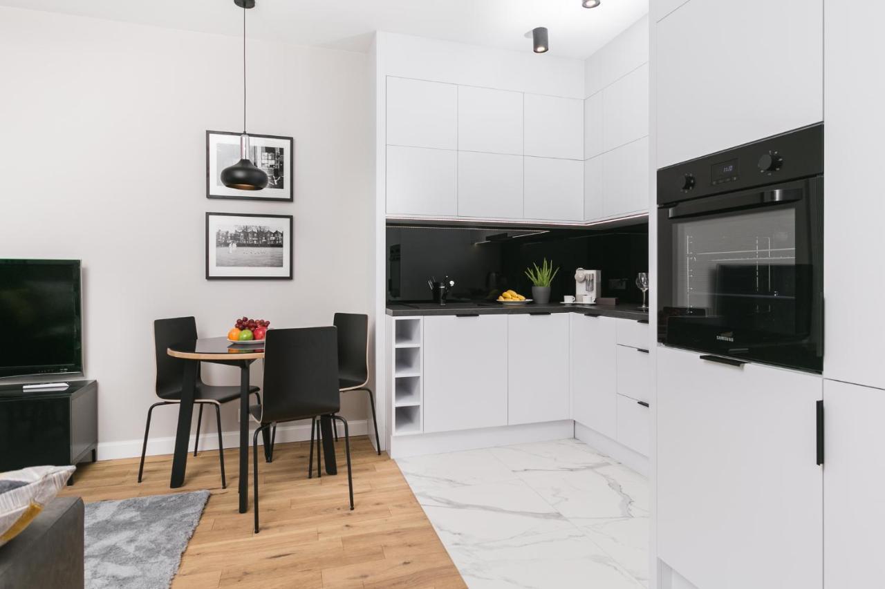 Luxury Apartments Mennica Residence - Golden Apartments - City Center Varsovie Extérieur photo