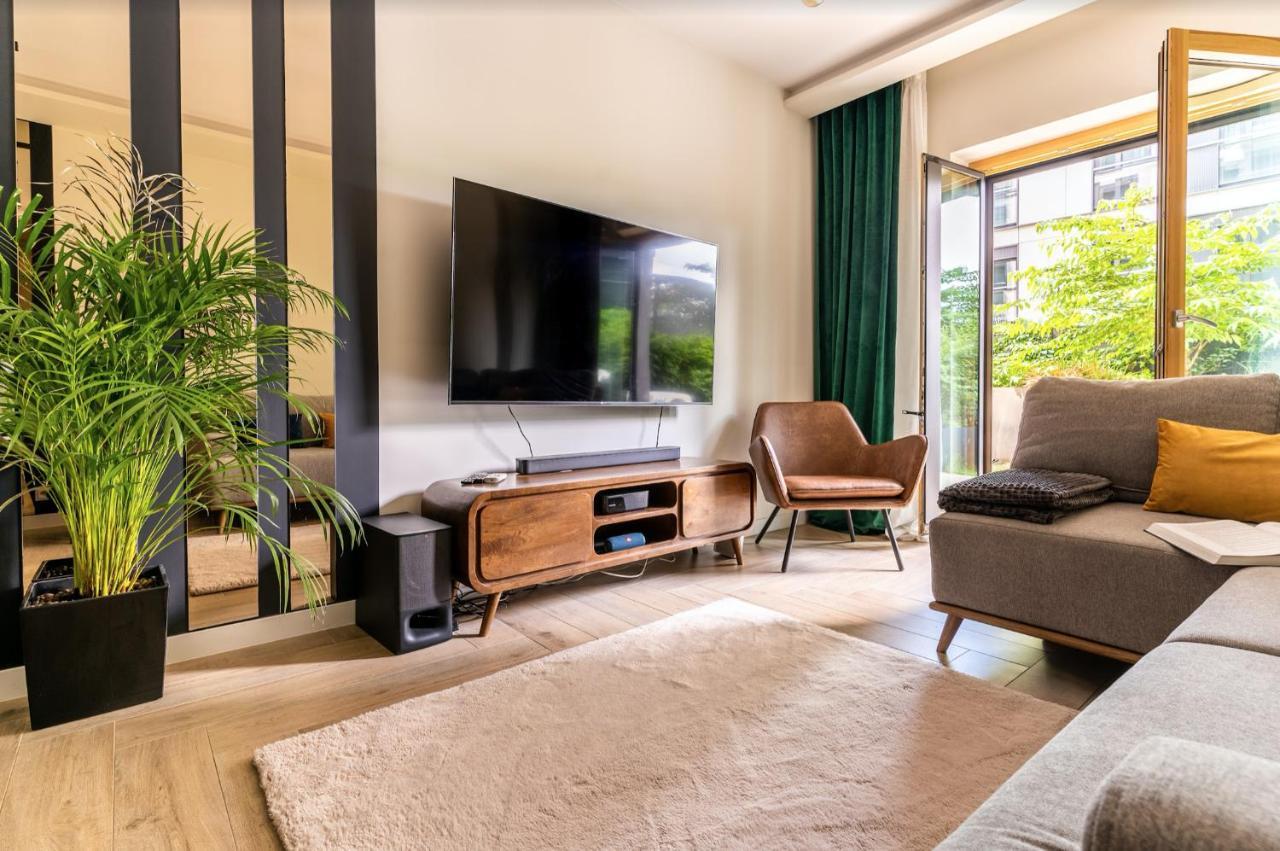 Luxury Apartments Mennica Residence - Golden Apartments - City Center Varsovie Extérieur photo